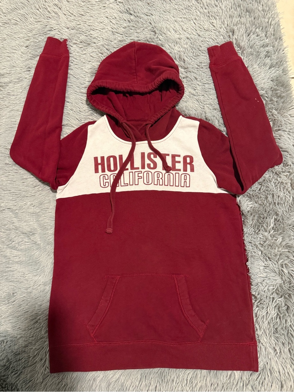 Hollister California Maroon And White Hoodie